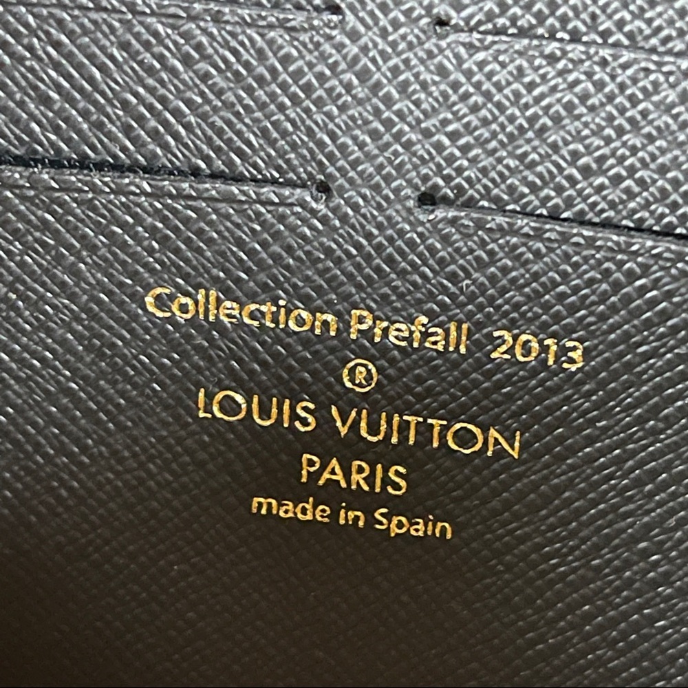 Louis Vuitton Black Sequin Damier Paillettes Zippy Wallet - Picture 12 of 14